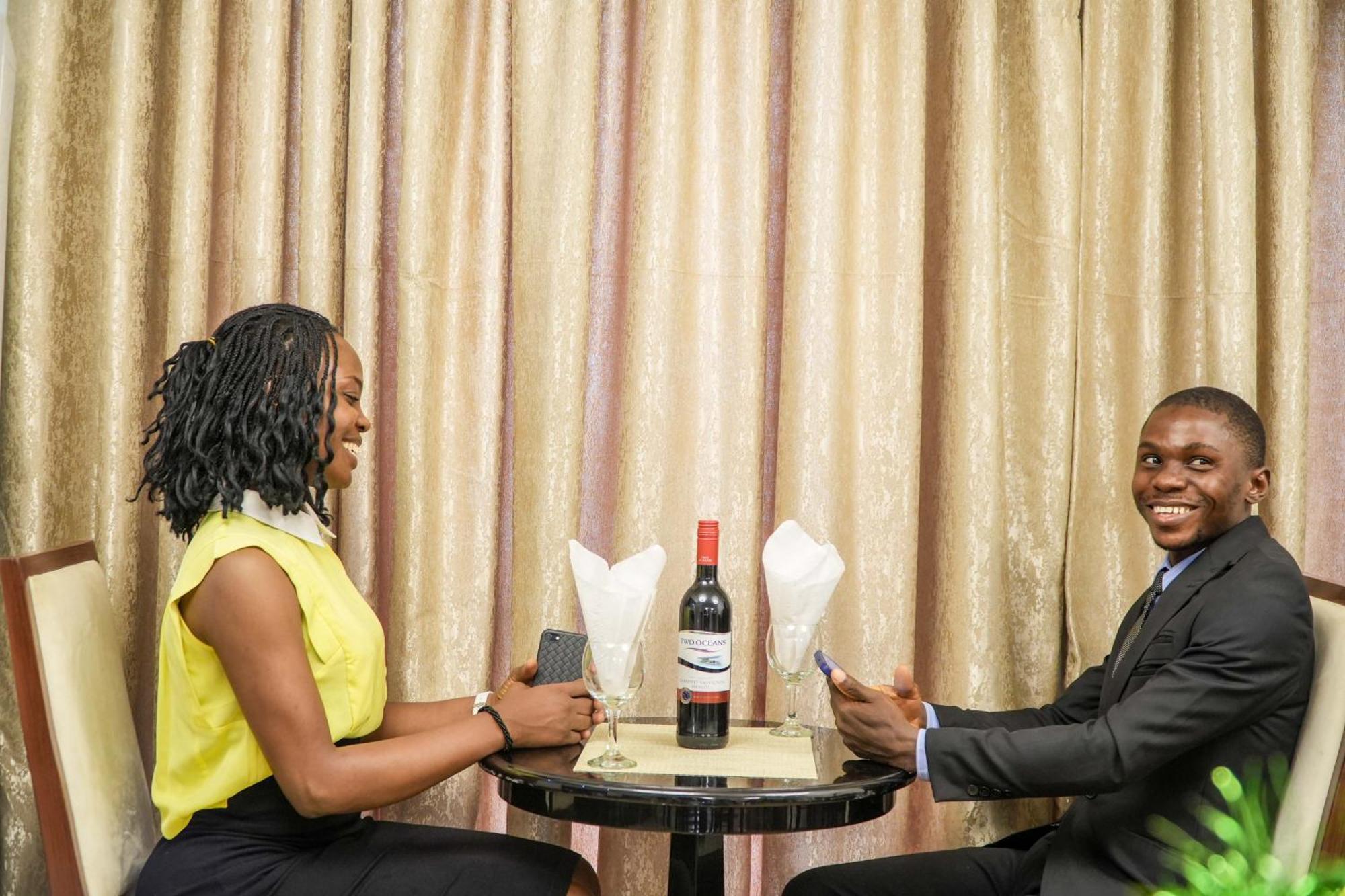 Amor Hotels Abuja Extérieur photo